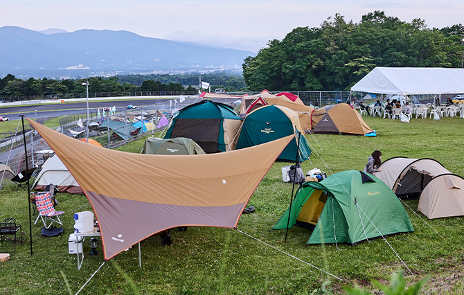 写真：サーキットキャンプ